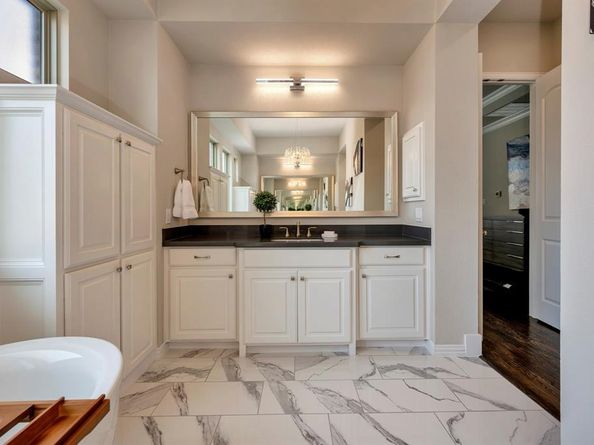 1201  White Squall Trail , Arlington Texas 76005