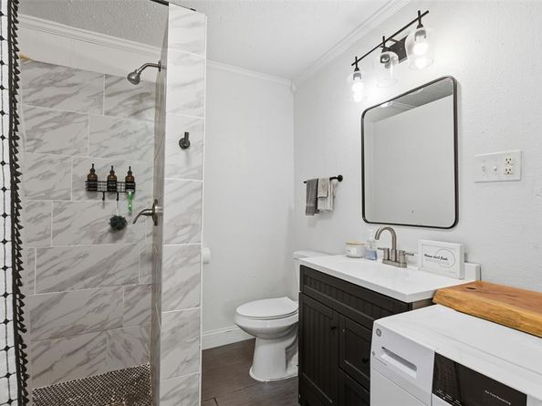 1812  Alston Avenue , Fort Worth Texas 76110