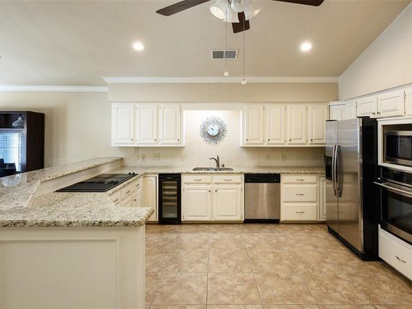 9115  Valley Chapel Lane , Dallas Texas 75220