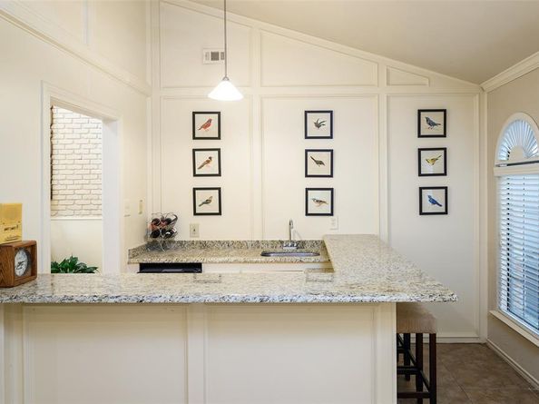 9115  Valley Chapel Lane , Dallas Texas 75220