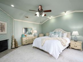 9115  Valley Chapel Lane , Dallas Texas 75220