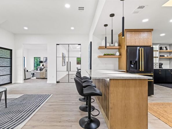 1112  Chesterton Drive , Richardson Texas 75080