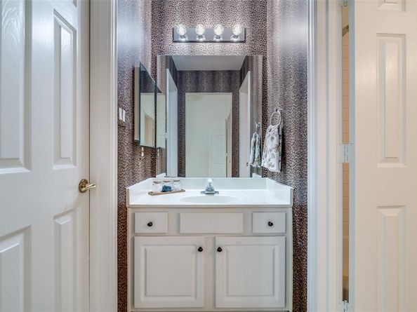 3614  Mackenzie Lane , Richardson Texas 75082