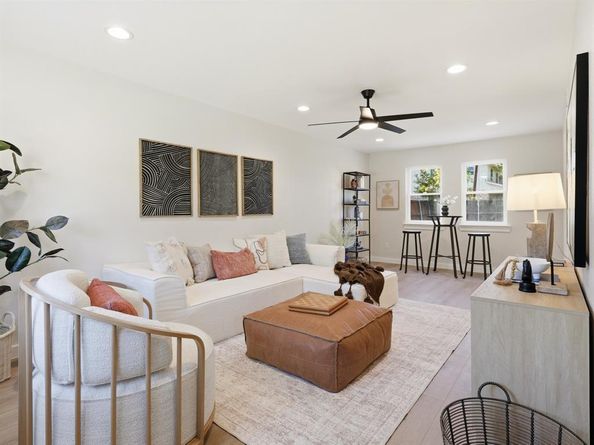 600 S Cottonwood Drive , Richardson Texas 75080