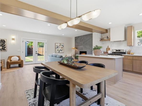 600 S Cottonwood Drive , Richardson Texas 75080