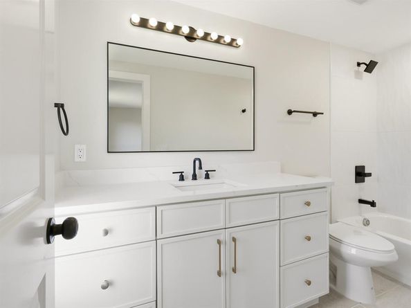 600 S Cottonwood Drive , Richardson Texas 75080