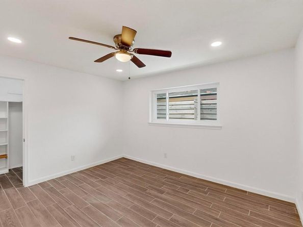 4857  Fallon Place , Dallas Texas 75227