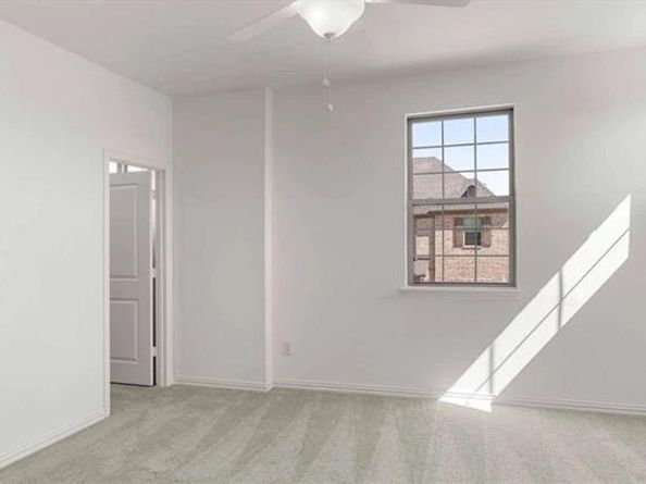 627  Redwood Way , Mansfield Texas 76063