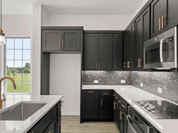 627  Redwood Way , Mansfield Texas 76063