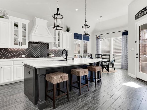 1015  Sable Drive , Rockwall Texas 75087