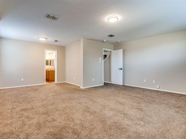 1046  Graystone Drive , Lancaster Texas 75134