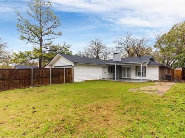 1425  Whitney Drive , Garland Texas 75040