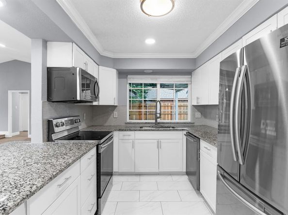 1425  Whitney Drive , Garland Texas 75040