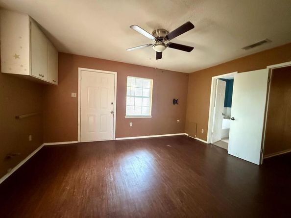 2946  Lipscomb Street , Fort Worth Texas 76110