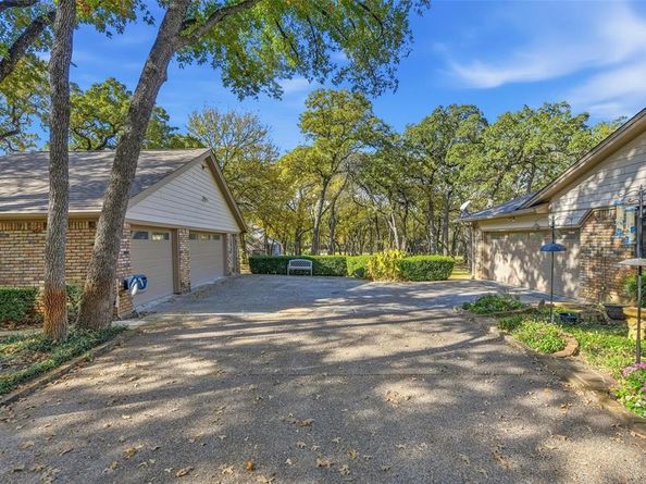 1607 N Main Street , Euless Texas 76039