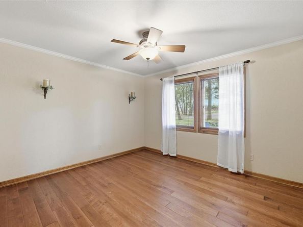 1607 N Main Street , Euless Texas 76039