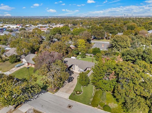 3720  Wooten Drive , Fort Worth Texas 76133