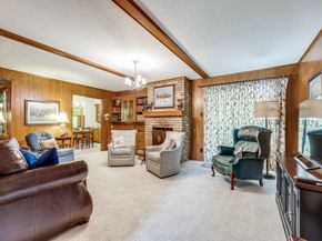 7637  El Pensador Drive , Dallas Texas 75248