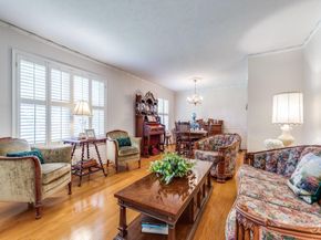 7637  El Pensador Drive , Dallas Texas 75248