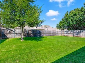 5904  Meadowglen Drive , Denton Texas 76226