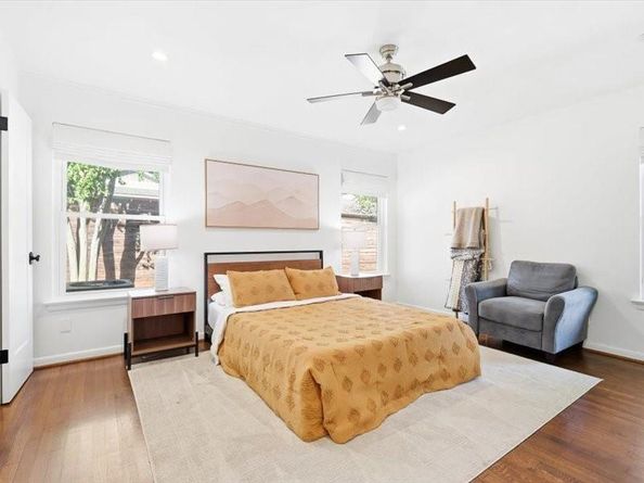 2330  Peavy Place , Dallas Texas 75228