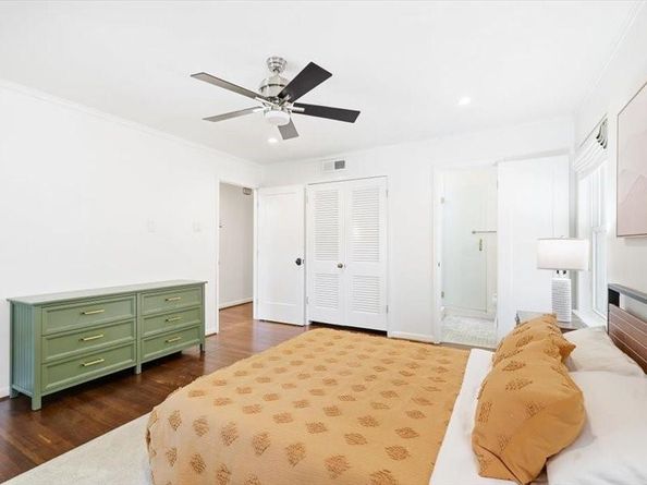 2330  Peavy Place , Dallas Texas 75228