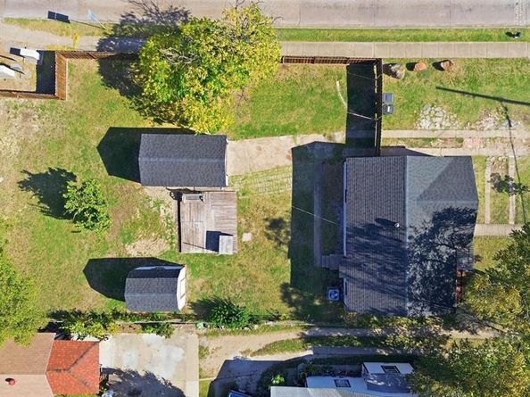 3307  Dawes Drive , Dallas Texas 75211