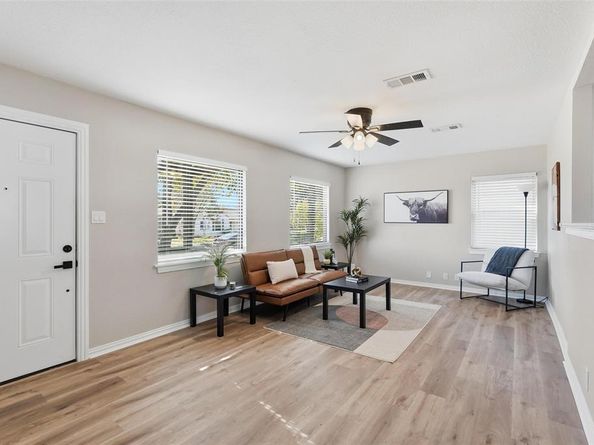 3307  Dawes Drive , Dallas Texas 75211