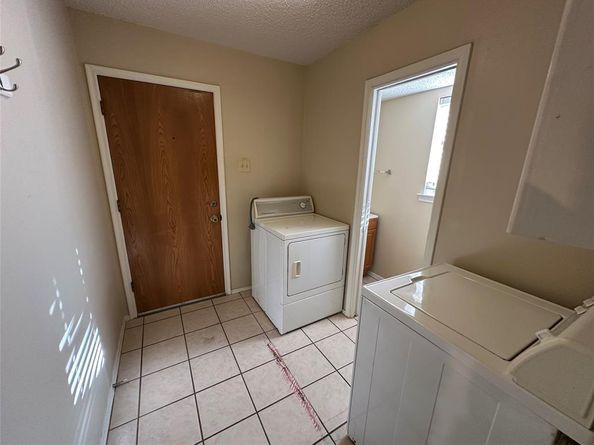 8332  Van Pelt Drive , Dallas Texas 75228