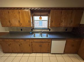 8332  Van Pelt Drive , Dallas Texas 75228