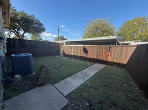 13329  Southview Lane , Dallas Texas 75240