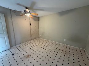 13329  Southview Lane , Dallas Texas 75240