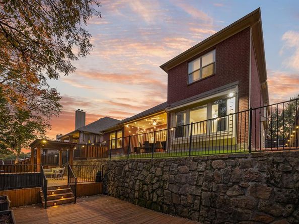 12230  Jackson Creek Drive , Dallas Texas 75243