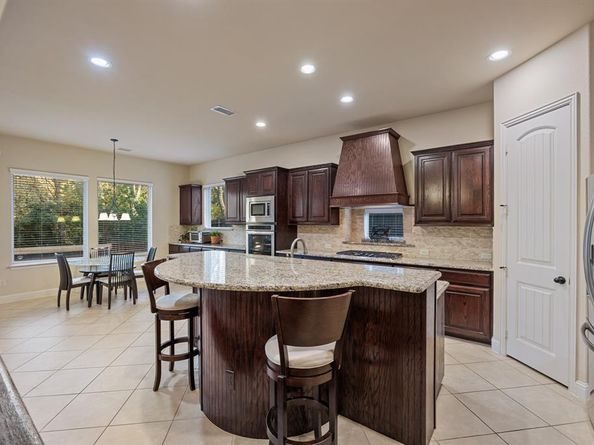 12230  Jackson Creek Drive , Dallas Texas 75243