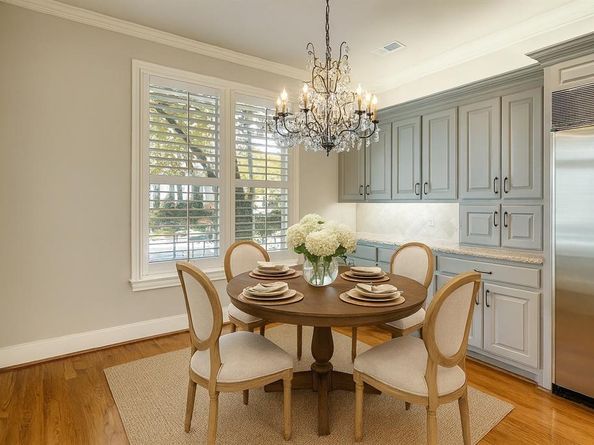 12222  Park Bend Drive , Dallas Texas 75230