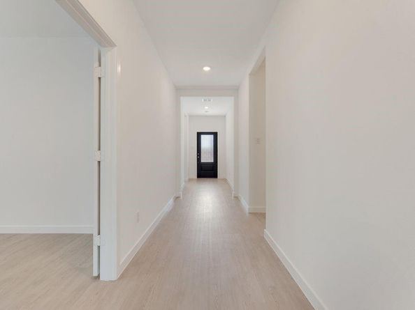 2624  Clear Root Circle , Fort Worth Texas 76108