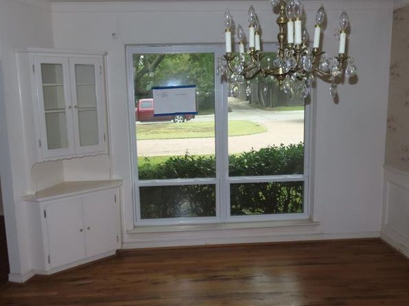 14214  Edgecrest Drive , Dallas Texas 75254