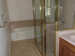 14214  Edgecrest Drive , Dallas Texas 75254