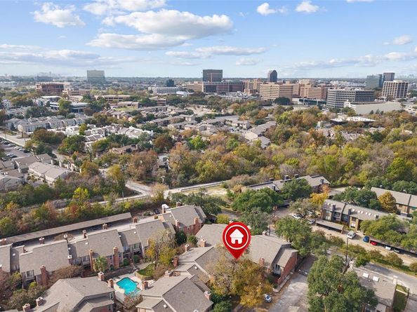 7510  Holly Hill Drive  148, Dallas Texas 75231