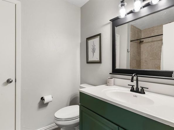 7510  Holly Hill Drive  148, Dallas Texas 75231