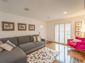 5104  Maple Springs Boulevard , Dallas Texas 75235