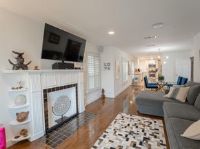 5104  Maple Springs Boulevard , Dallas Texas 75235