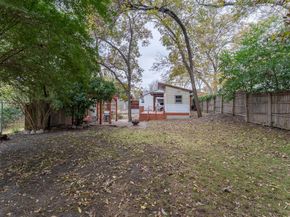 5104  Maple Springs Boulevard , Dallas Texas 75235