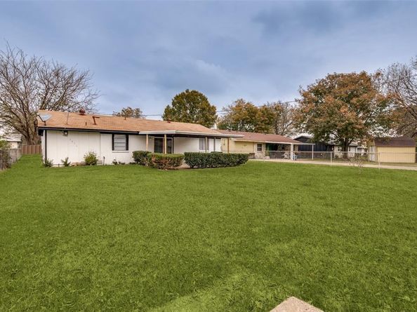 3474  Pacesetter Drive , Dallas Texas 75241