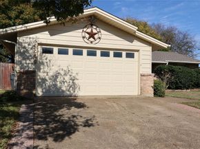 4649  Western Oaks Drive , Dallas Texas 75211