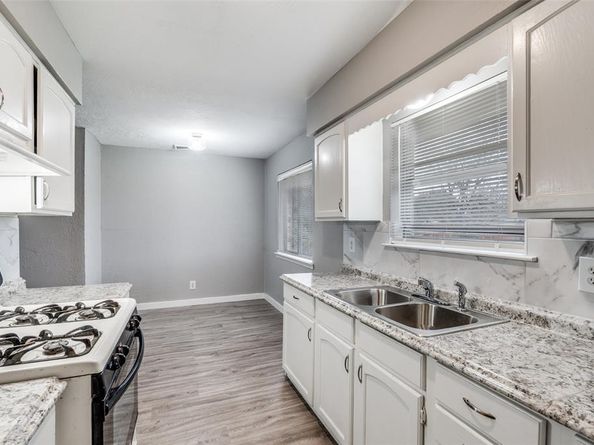 3336  Pacesetter Drive , Dallas Texas 75241