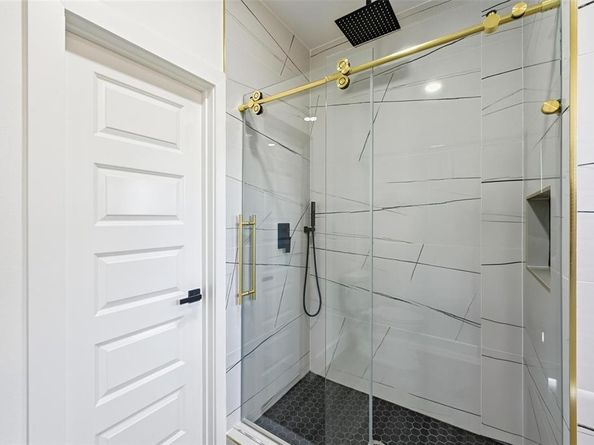 2618  Gooch Street , Dallas Texas 75241