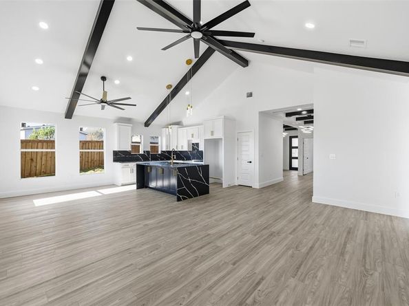 2618  Gooch Street , Dallas Texas 75241