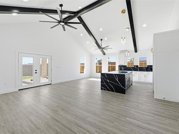 2618  Gooch Street , Dallas Texas 75241