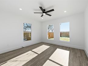 2618  Gooch Street , Dallas Texas 75241